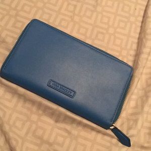 Vera Bradley blue leather accordion wallet